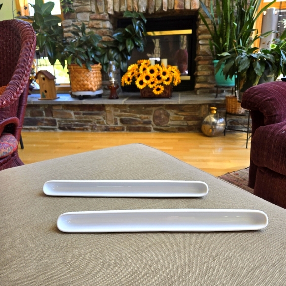 Lovely White, Porcelain Olive Trays - Picture 2 of 8